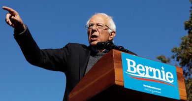 Precandidato demócrata Bernie Sanders denunció golpe de Estado en Bolivia