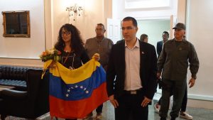 Retorno personal diplomático de Bolivia (30)