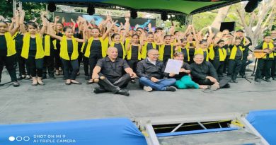 Tucusitos reciben premio "Aquiles Nazoa" en Filven 2019