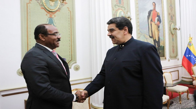 Primer Ministro de Antigua y Barbuda visita al Presidente Maduro en Miraflores (Fotograma VTV)