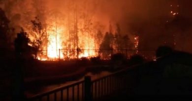Evacúan a miles de personas por incendios en California, EE.UU.