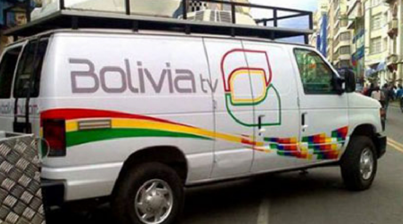 Grupos violentos opositores asedian Televisora estatal Bolivia TV