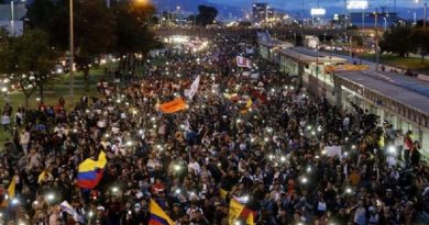 Guardias indígenas del Cauca se suman a paro nacional en Colombia