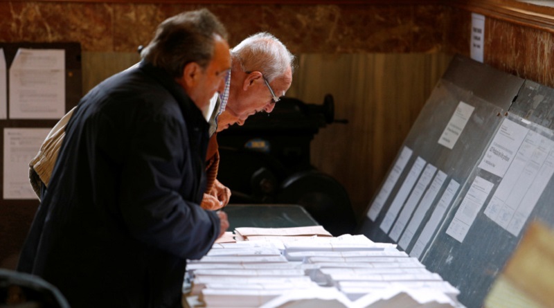 Baja participación electoral en España respecto a comicios de abril