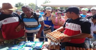 Comunidades de Guárico y Falcón disfrutan este fin de semana de Ferias del Campo Soberano (Foto MinAlimentación)