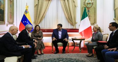 Presidente Maduro recibe en Miraflores a Presidente de Unión Interparlamentaria de la República Italiana