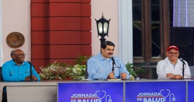 Presidente Maduro pide a millones de venezolanos con Carnet de la Patria crear sus “wallets” para Petros-convertibles