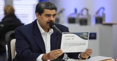 Jefe de Estado exhorta al pueblo a manejar El Petro con la misma usabilidad de la moneda física