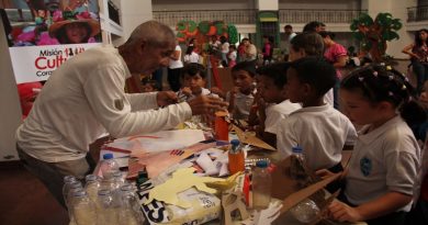 Fundación Misión Cultura estimulo en la Filven a decenas de niños a reusar y reciclar
