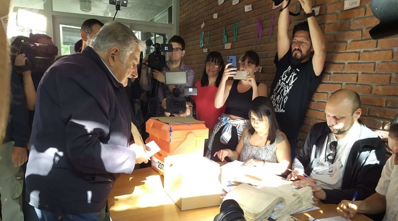 Pepe Mujica lamenta "chispazos nostálgicos" de militares retirados tras declaraciones altisonantes en elecciones de Uruguay