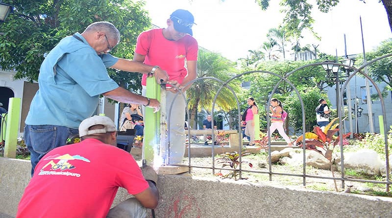 Embellece la plaza Bolívar de Los Teques a través de la alcaldía de Guaicaipuro