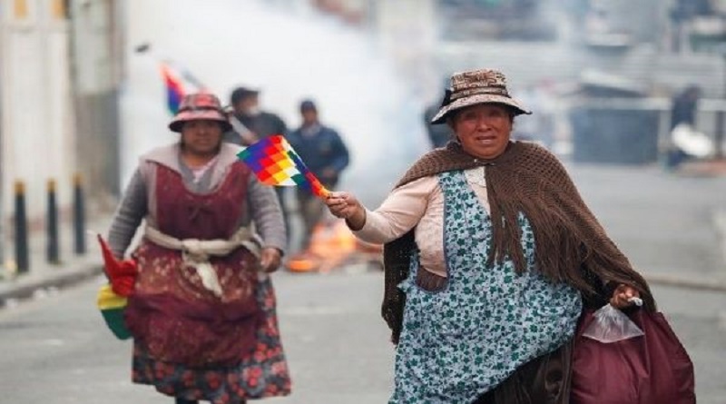 Bolivia: En medio de represión, manifestantes bolivianos rechazan el golpe y exigen renuncia de Jeanine Áñez