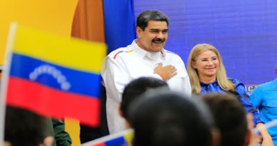 Entre muestras de amor del pueblo el presidente Nicolás Maduro celebra su cumpleaños