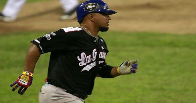 Tiburones emboscó a Cardenales en el noveno inning