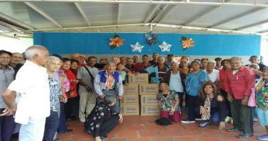 Alcaldía de Guaicaipuro entregó suplementos alimenticios al Club de Abuelos y Abuelas en la comunidad del Vigía