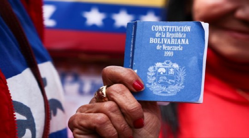 Pueblo venezolano se moviliza para celebrar el 20 años de la Constitución de la República Bolivariana de Venezuela