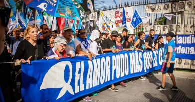 Delegación de Madres de Plaza de Mayo llega a Bolivia a constatar DDHH tras golpe de Estado