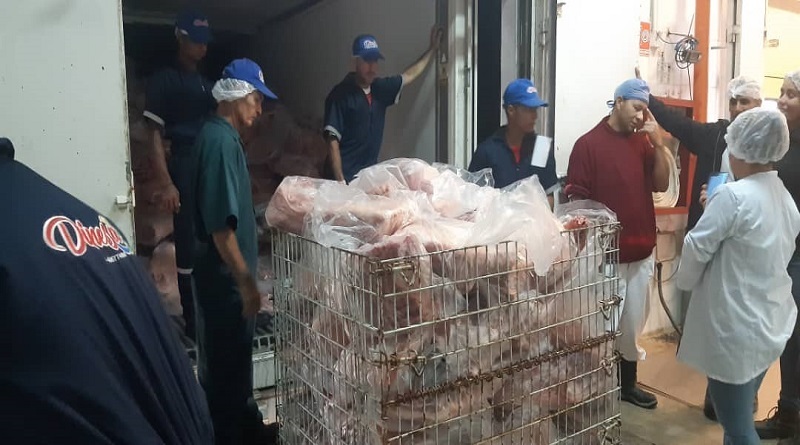 Gobierno Bolivariano distribuirá 400 toneladas de carne de cerdo a hogares de Nueva Esparta