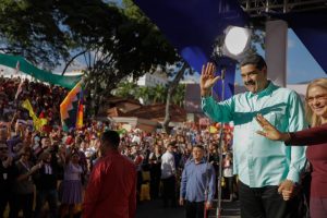 Comunicadores del mundo clausuran Congreso en Caracas con presencia del presidente Nicolás Maduro