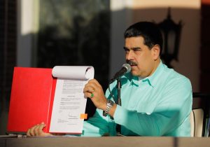 Comunicadores del mundo clausuran Congreso en Caracas con presencia del presidente Nicolás Maduro