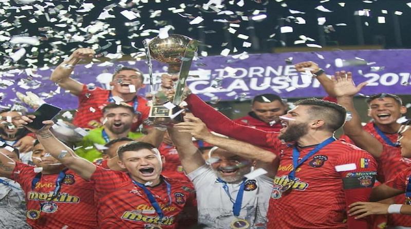 Presidente Maduro felicita al Caracas FC por 12° estrella en el FUTVE