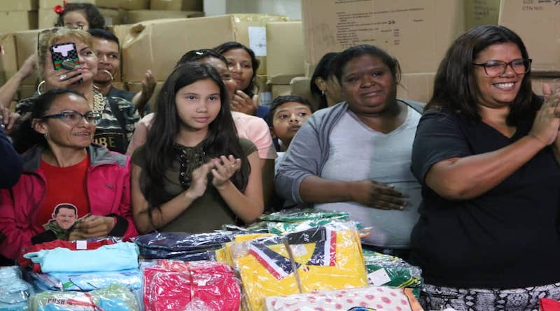 Subsidio del 60% del costo a piezas textiles para tiendas comunales
