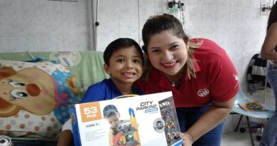 Niños del Hospital Pediátrico Elías Toro recibieron juguetes para celebrar sus Navidades Felices 2019