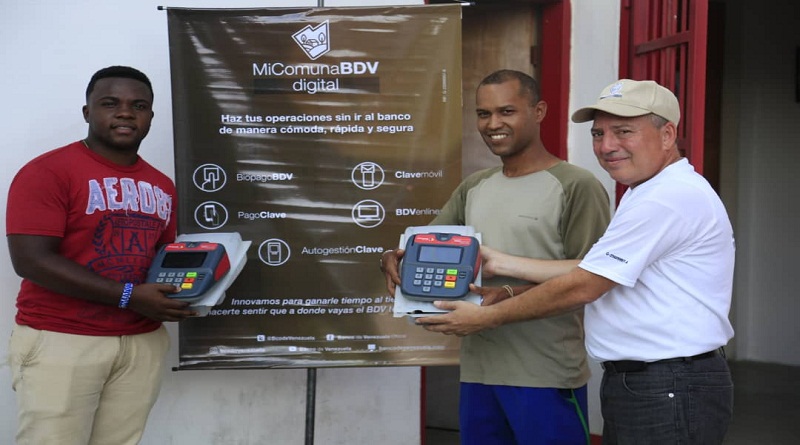 MiComunaBDV digital apoya a productores de cacao en Caucagua