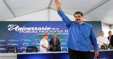 Maduro denuncia gobierno de EEUU por dirigir campaña de descrédito contra FAES y PNB