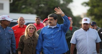 Presidente Maduro llamó a promover la organización popular en urbanismos de la GMVV