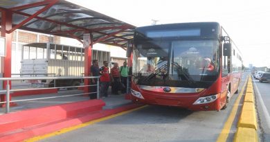 Gobierno Bolivariano de Lara rehabilita paradas de Transbarca