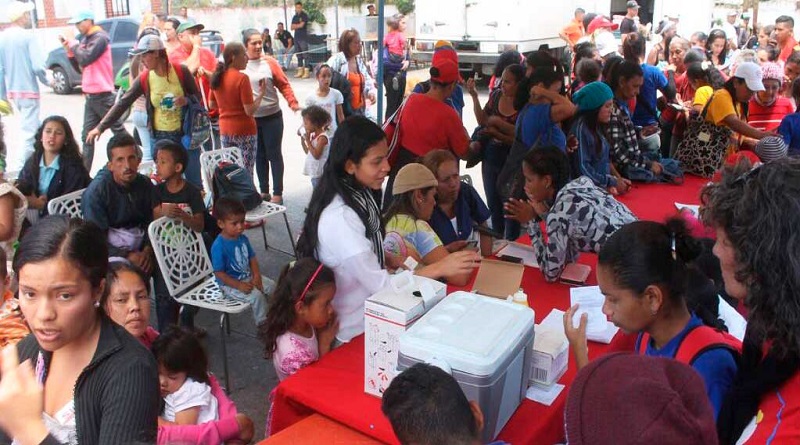 Atendidas 892 personas en La Cota 905 con una Jornada de Salud Integral
