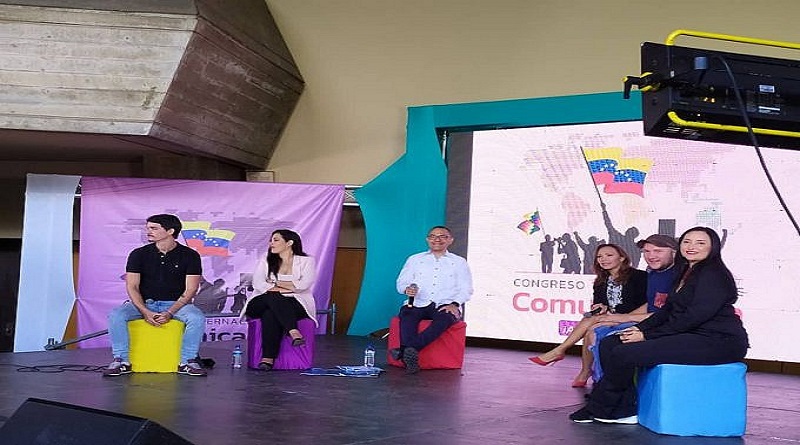 Ministro Ernesto Villegas pide activar poderes creadores del pueblo en el campo de la comunicación