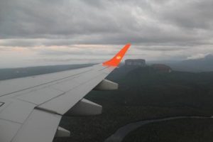 Conviasa reactiva vuelo hacia Canaima