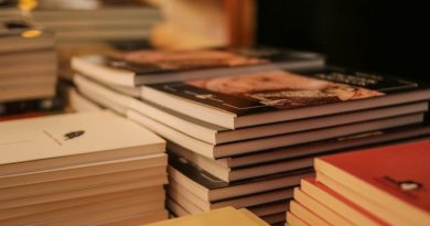 Conoce las convocatorias de 2019 para premios de literatura nacionales e internacionales