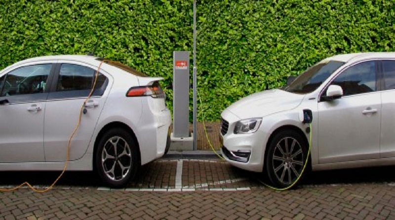 China promoverá ventas de vehículos eléctricos e inteligentes