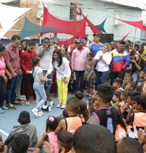 El Gobierno Nacional entregó juguetes a niñas y niños del país