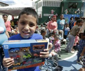 El Gobierno Nacional entregó juguetes a niñas y niños del país