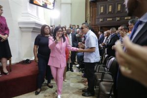 Vicepresidenta Ejecutiva de la República, Delcy Rodríguez, anunció que el Presupuesto para el Ejercicio Fiscal 2020 destinará el 75,9% de los ingresos de la Patria a la inversión social