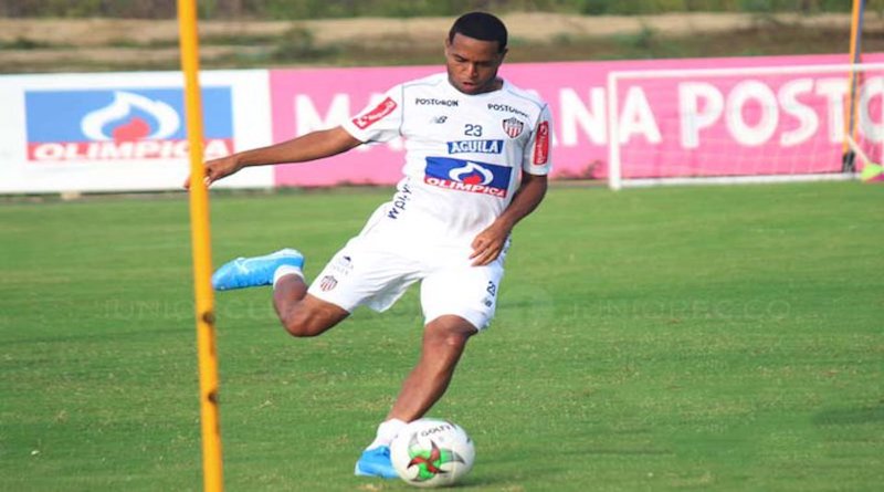 Venezolano Yohandry Orozco es nuevo jugador de Santa Fe