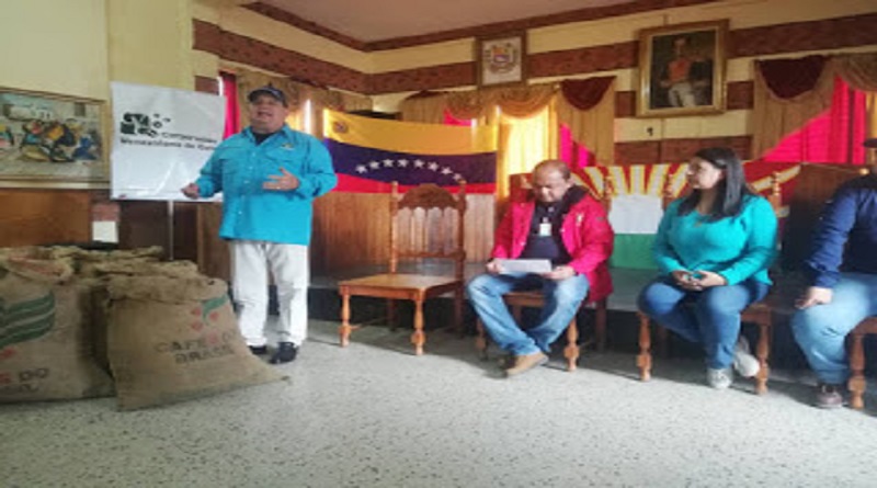 Benefician 12 mil caficultores con entregas de insumos y semillas en el estado Lara