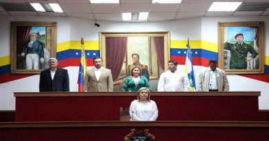 Exaltan labor de maestros guariqueños con acto en el Consejo Legislativo