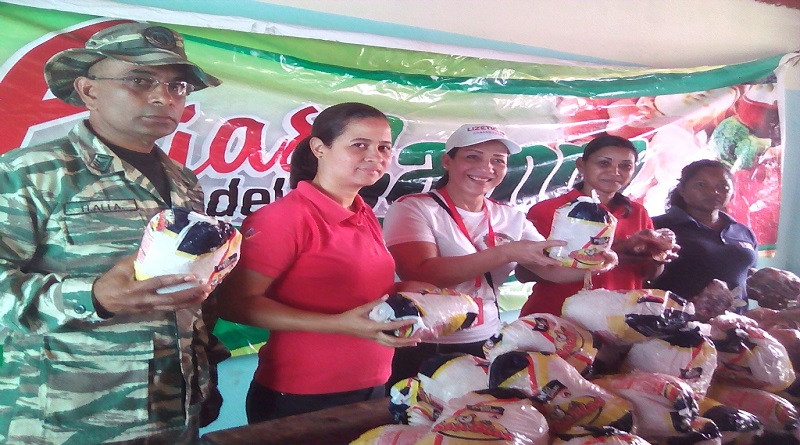 Favorecen más de 600 familias Warao con Feria del Campo Soberano