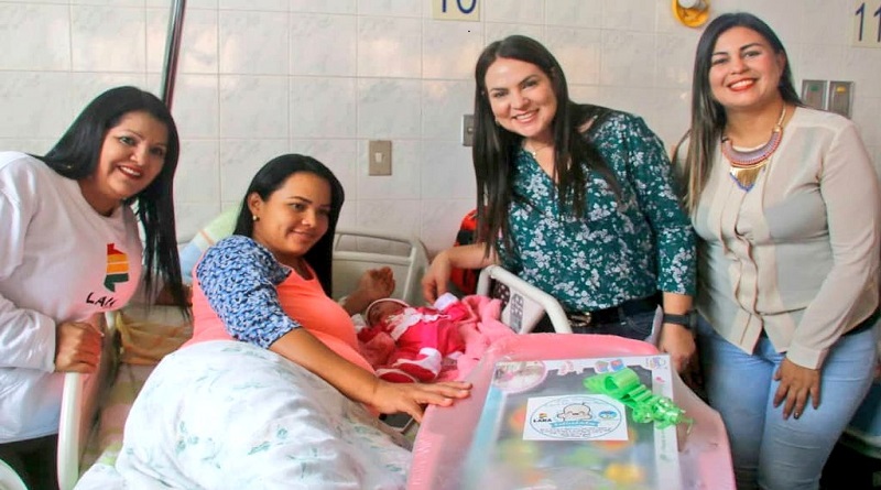 Gobernación de Lara entregó obsequios a primeros niños y niñas nacidos en 2020