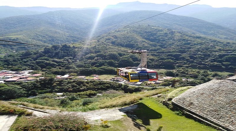 Teleférico Mukumbarí de Mérida registró una afluencia de 2.000 turistas en primera semana del 2020