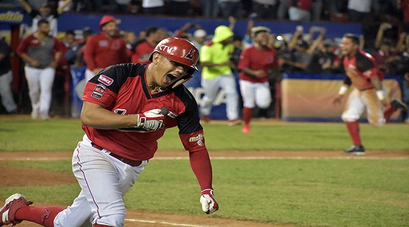 Cardenales forzó el decisivo en final de la LVBP
