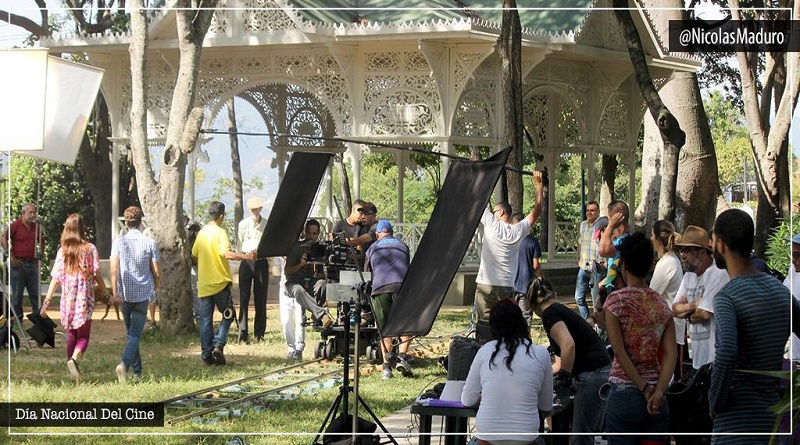 Presidente Maduro invitó a construir una revolución cinematográfica