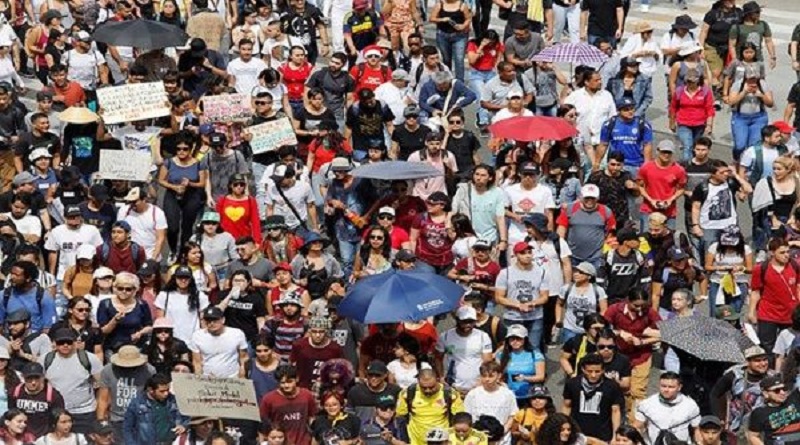 Colombianos retoman las movilizaciones contra el presidente Iván Duque