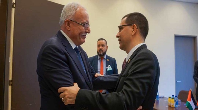 Canciller Arreaza se reúne en la ONU-Ginebra con su homólogo palestino Riad Malki
