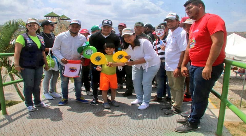Desfiles de carrozas y comparsas animan Carnavales 2020 en Lara